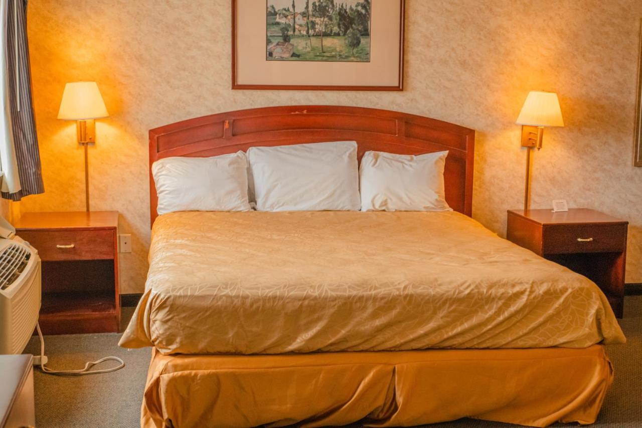 Colfax Inn Extérieur photo